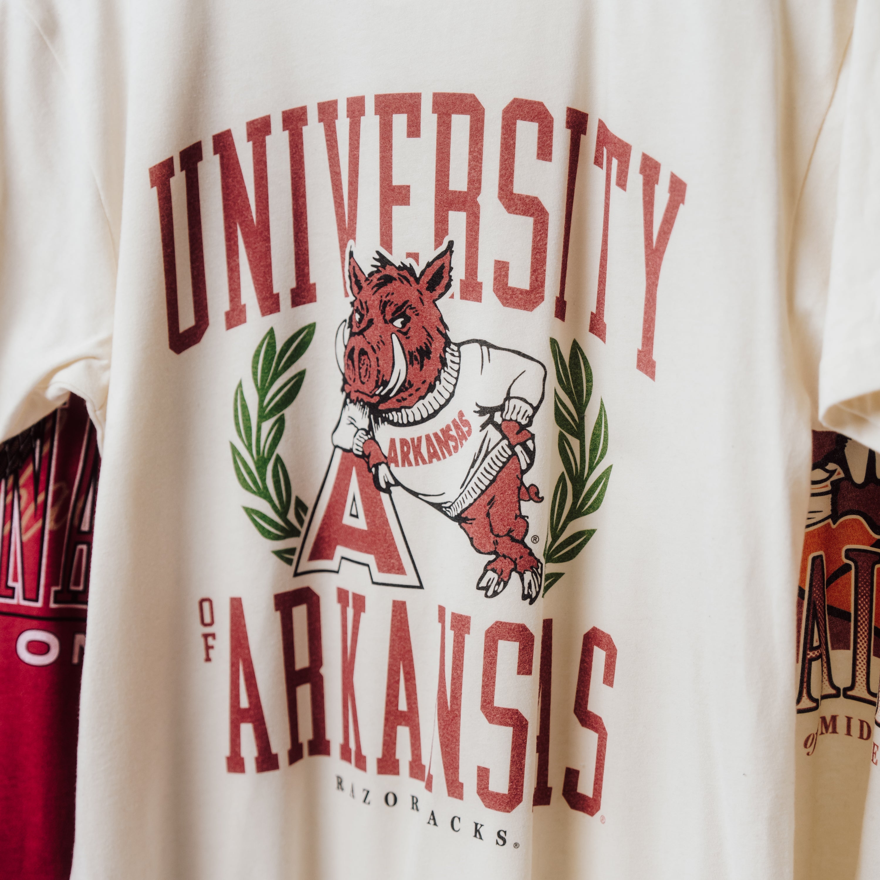 Arkansas Razorbacks 1958 Vintage Logo Tee - A Must-Have for Fans