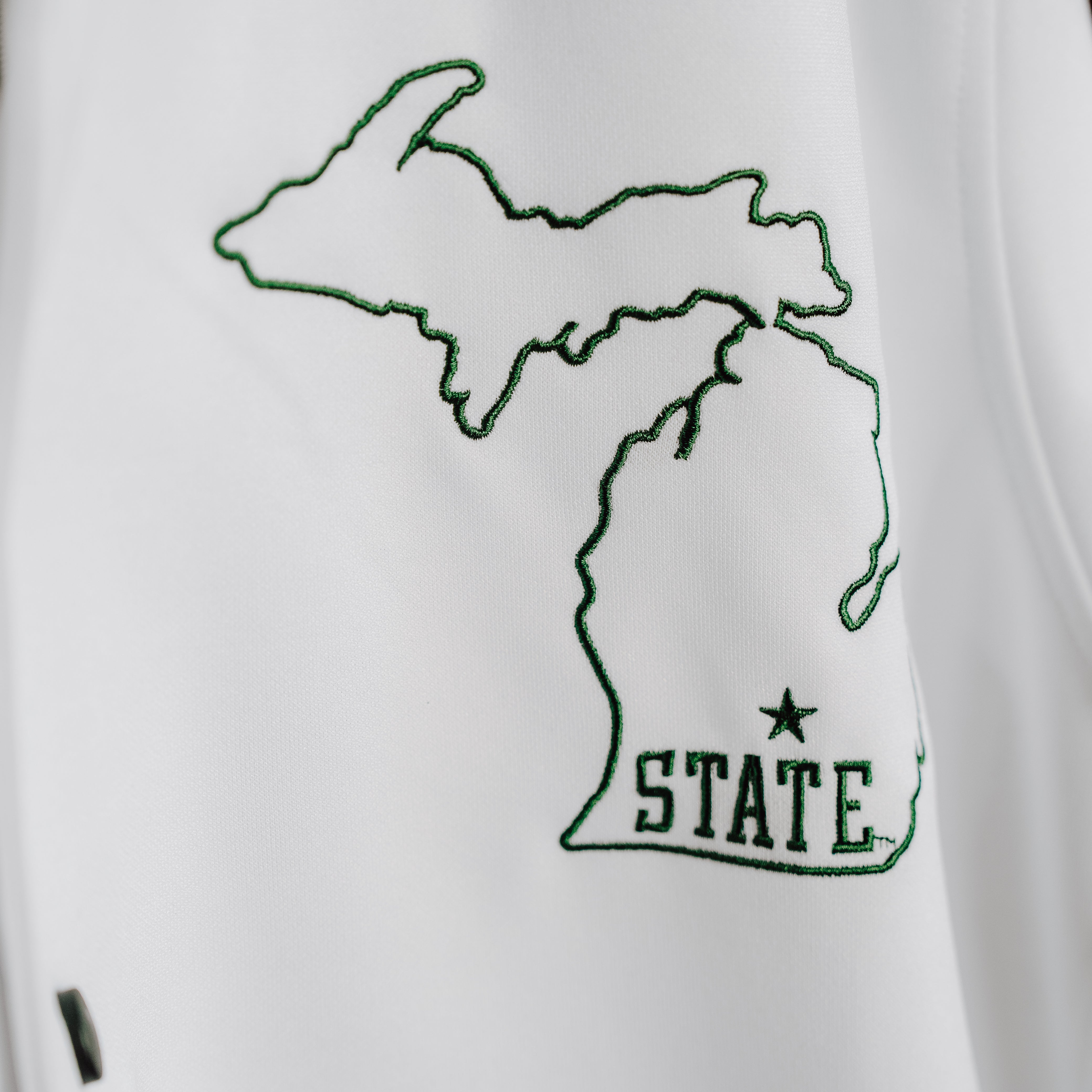 Relive the Magic: MSU Spartans 1979 Vintage Basketball Warmup Shooting Shirt