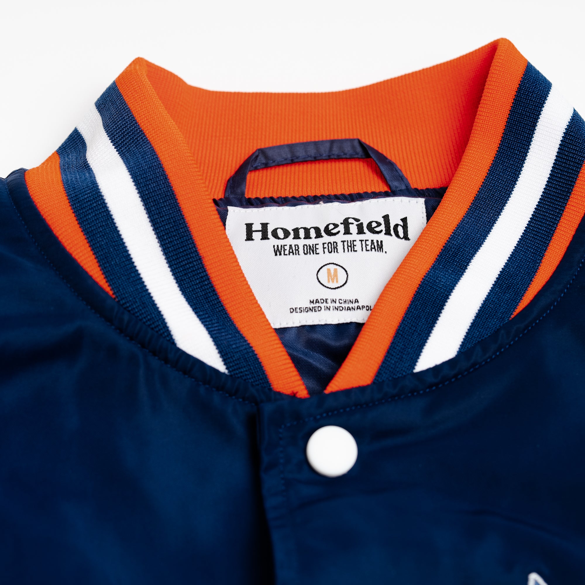 Auburn Tigers Retro War Eagle Logo Bomber Jacket - A Must-Have for Fans!