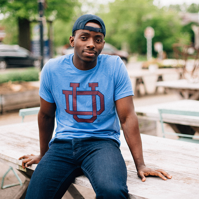 Show Your Flyers Pride with Vintage Dayton UD Shirt