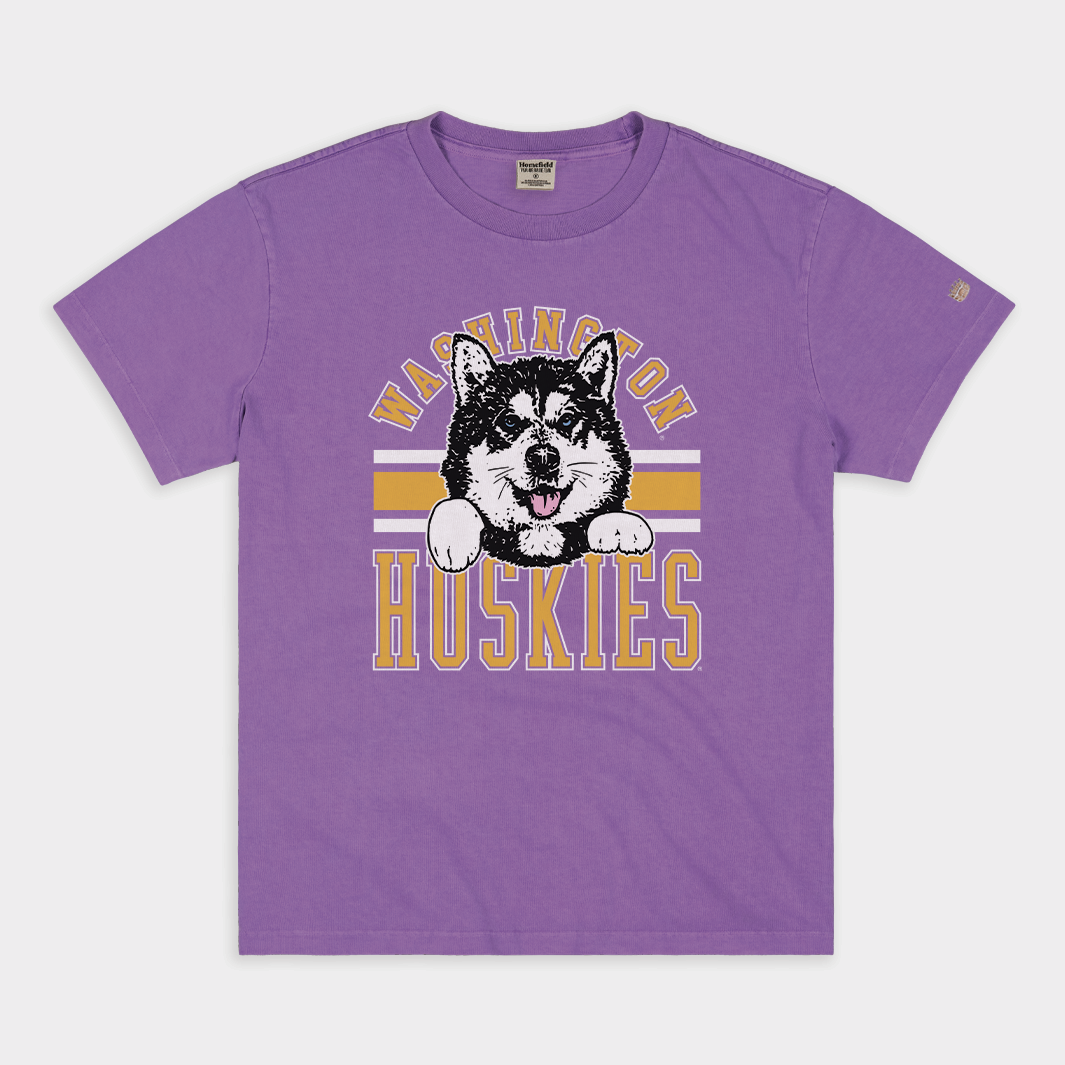 Show Your Love for the Washington Huskies with This Vintage Heavyweight Tee