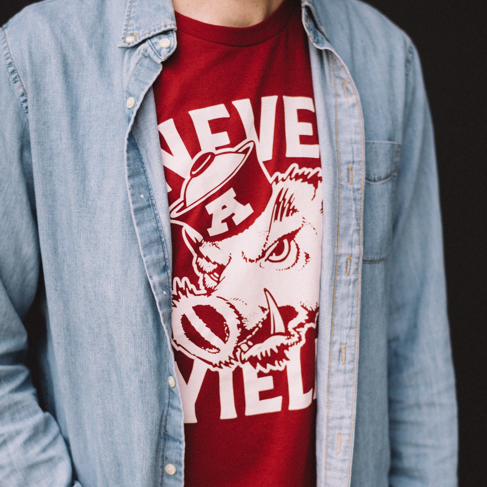 Arkansas Football Retro Never Yield Tee