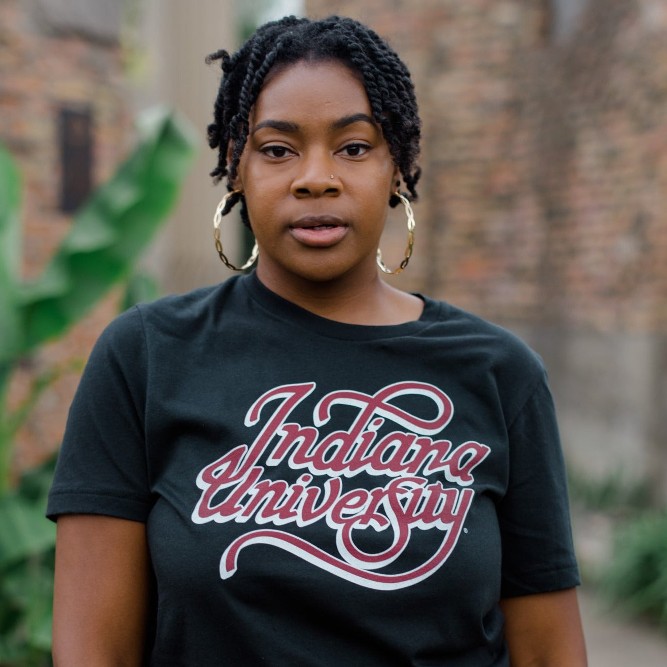1980s Vintage Indiana Hoosiers Script Tee - A Must-Have for Fans!