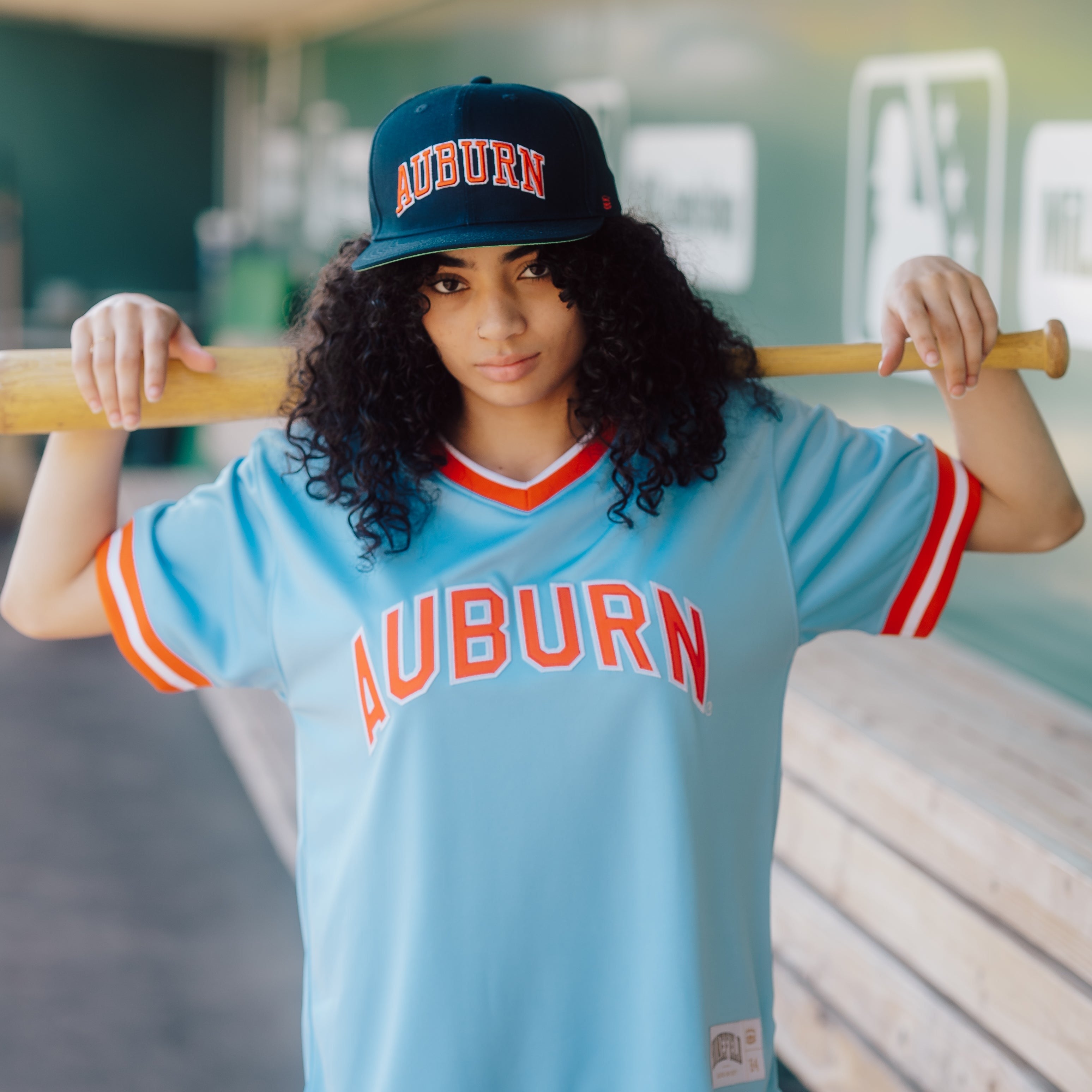 1984 Vintage Auburn Tigers Baseball Pullover - A Piece of Baseball History