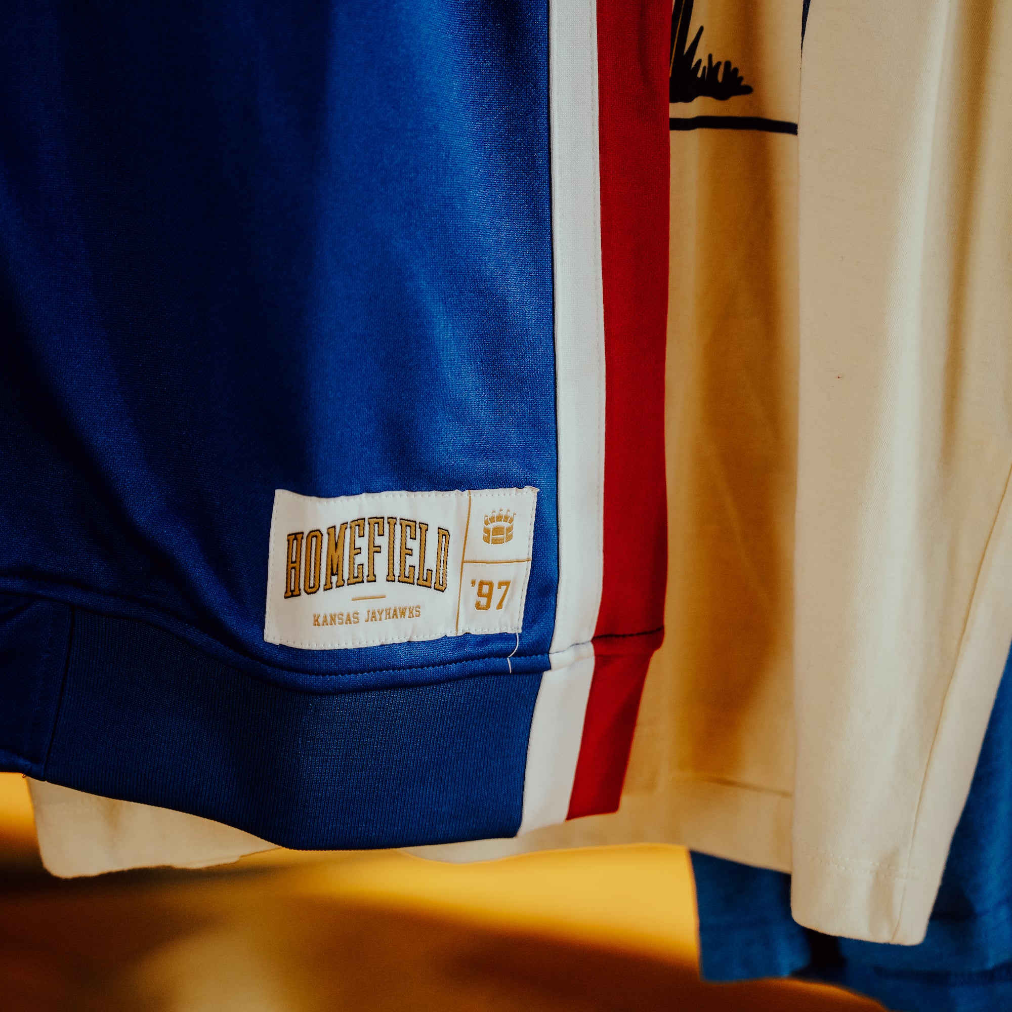 1997 Vintage Kansas Men's Basketball Shooting Shirt - A Tribute to a Talented Team