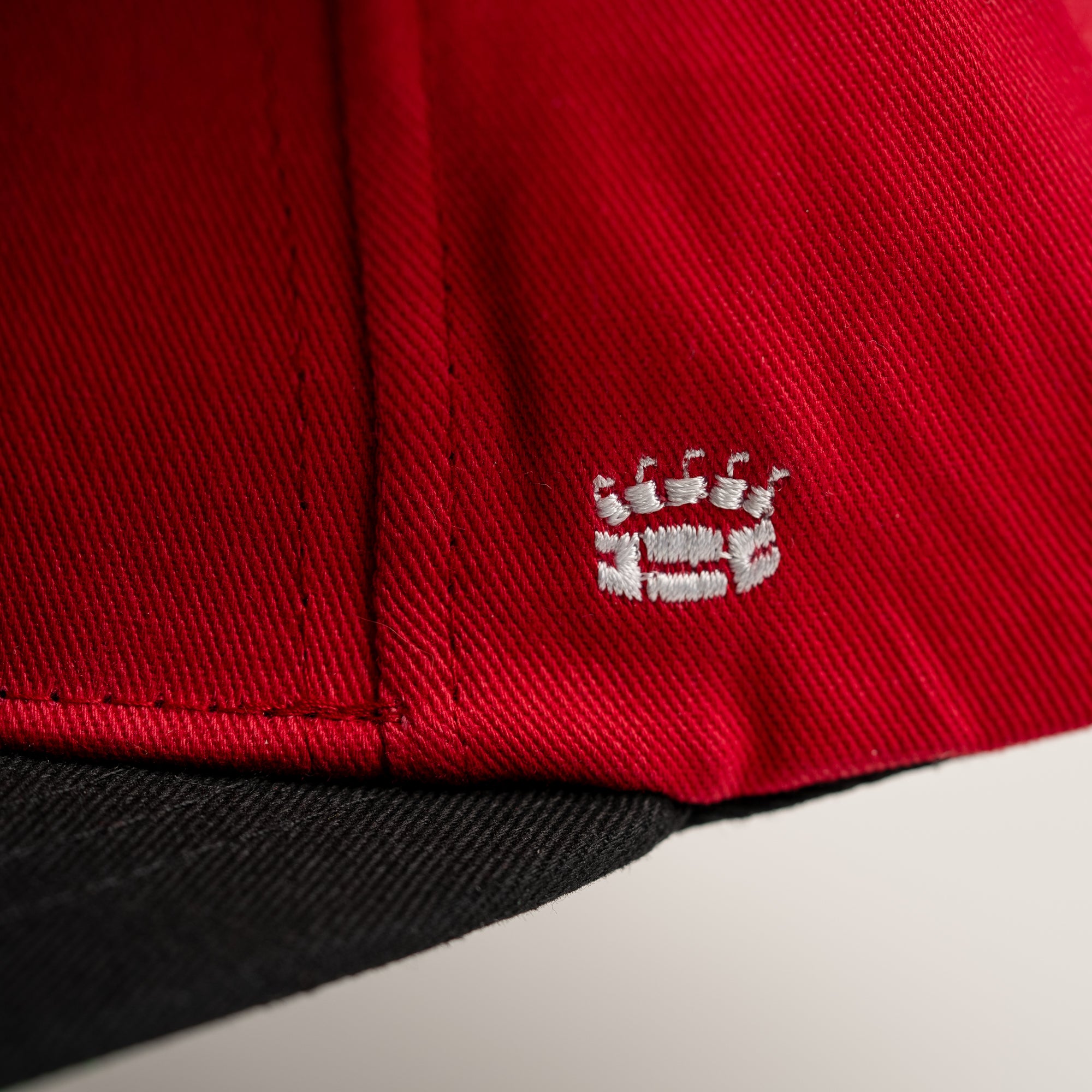 IU Basketball Hurryin' Hoosiers Vintage-Inspired Snapback Hat - A Tribute to Basketball Legends