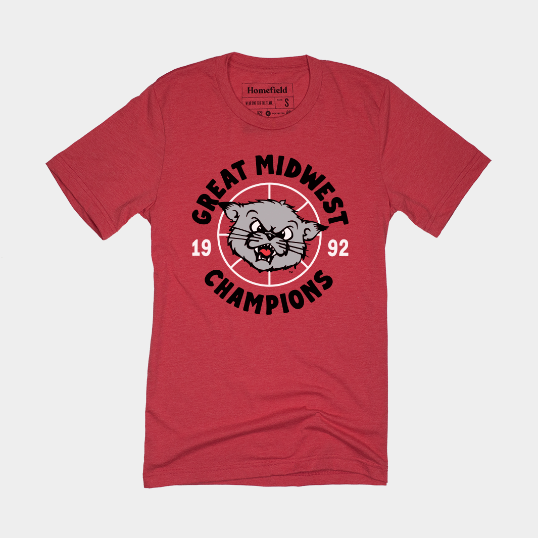 Relive the Glory: 1992 Cincinnati Bearcats Basketball Vintage Tee