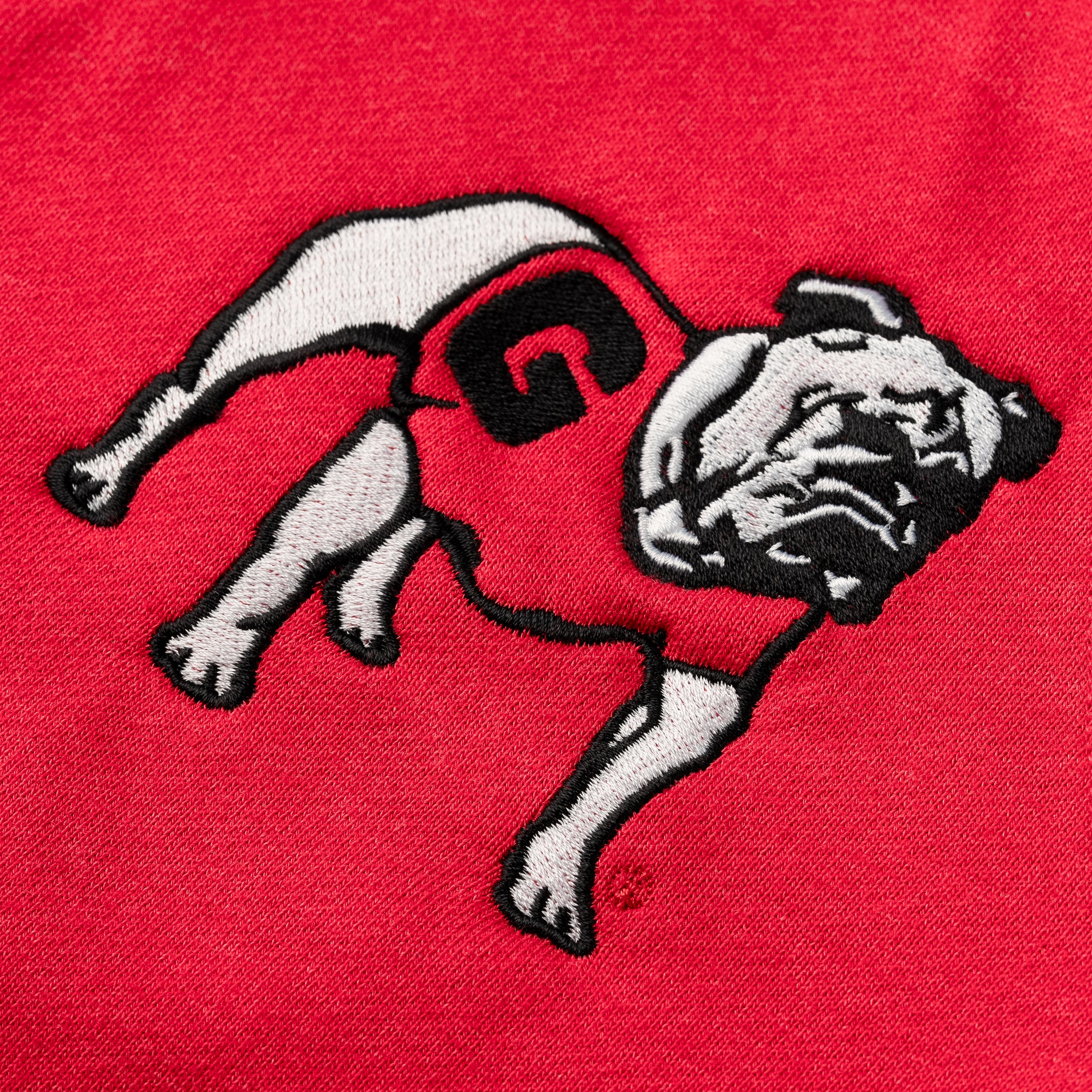 Georgia Bulldogs Retro Logo Quarter Zip Sweater