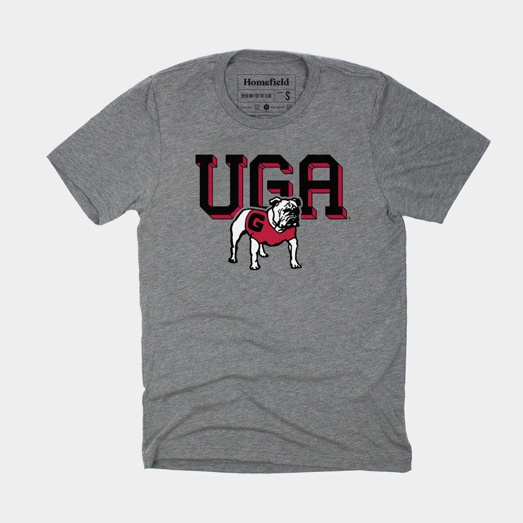 Show Your UGA Pride with This Vintage Bulldogs Mascot T-Shirt