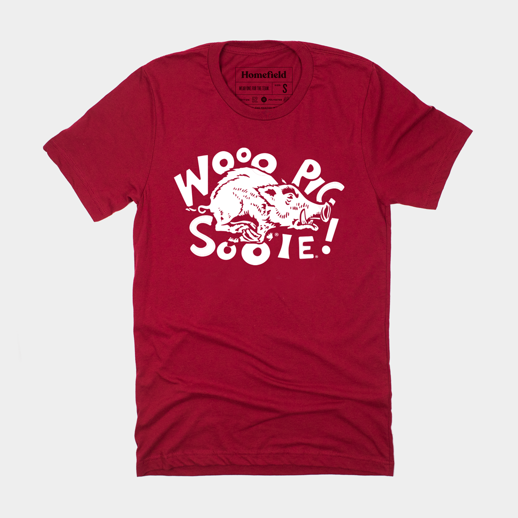 Show Your Razorbacks Pride with the Vintage Arkansas Hog Call Tee